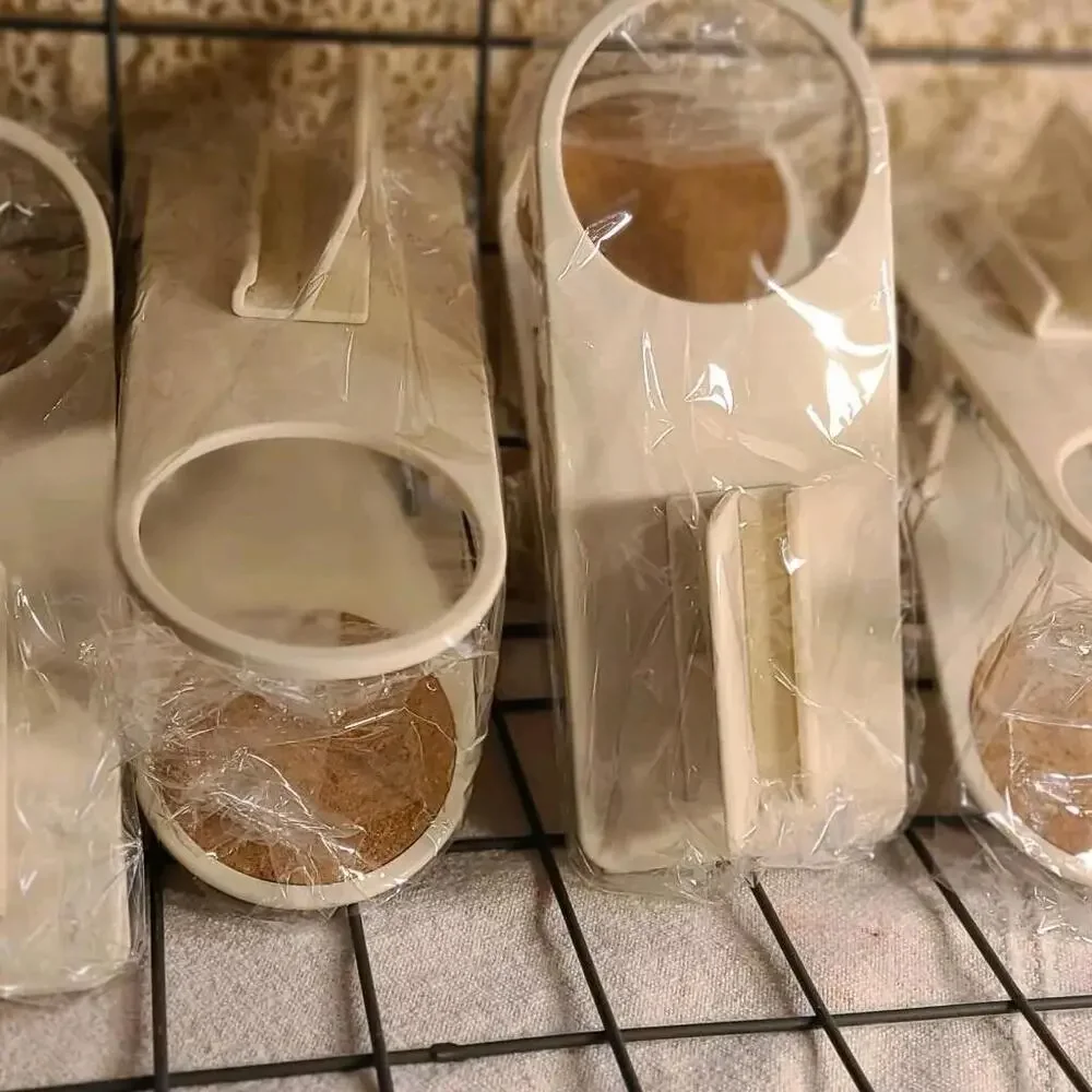 4 Beige Beverage Clips Cell Phone Tablet Holder HSN Perfect Sense Theresa Scotto